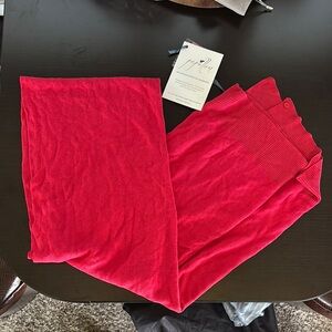 Papillon Pink Knit Accessory